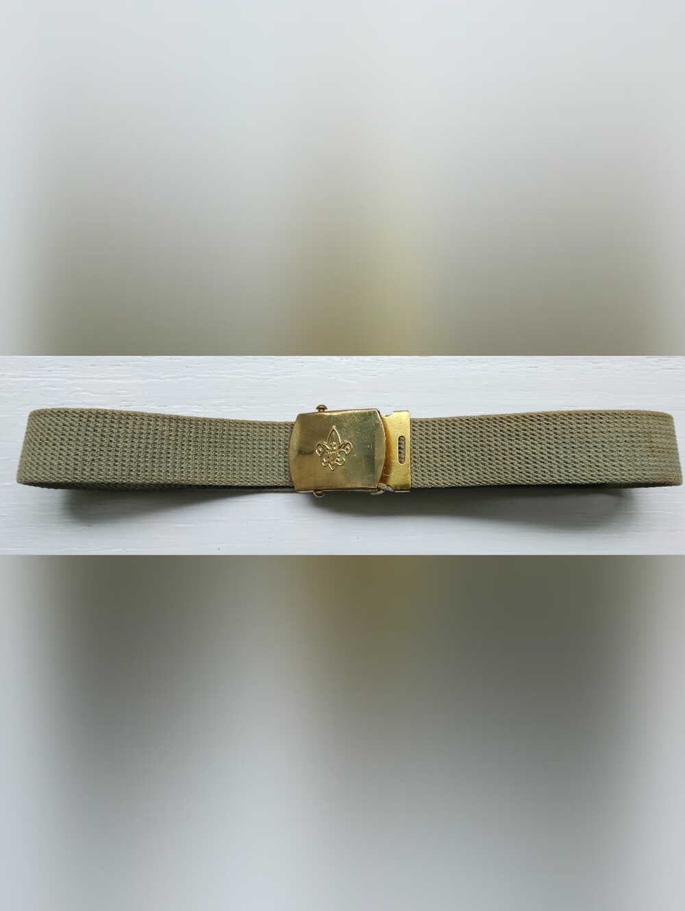 VINTAGE BOY SCOUT BELT 31" GREEN WEB AND BRASS BUCKLE